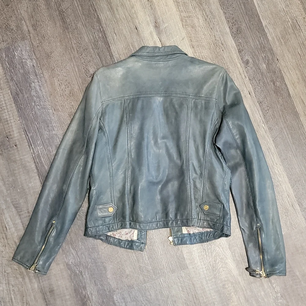 Women's size large Wilson's leather jacket distressed - Picture 3 of 3